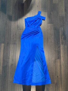 Laundry By Shelli Segal Royal Blue One-Shoulder Gown